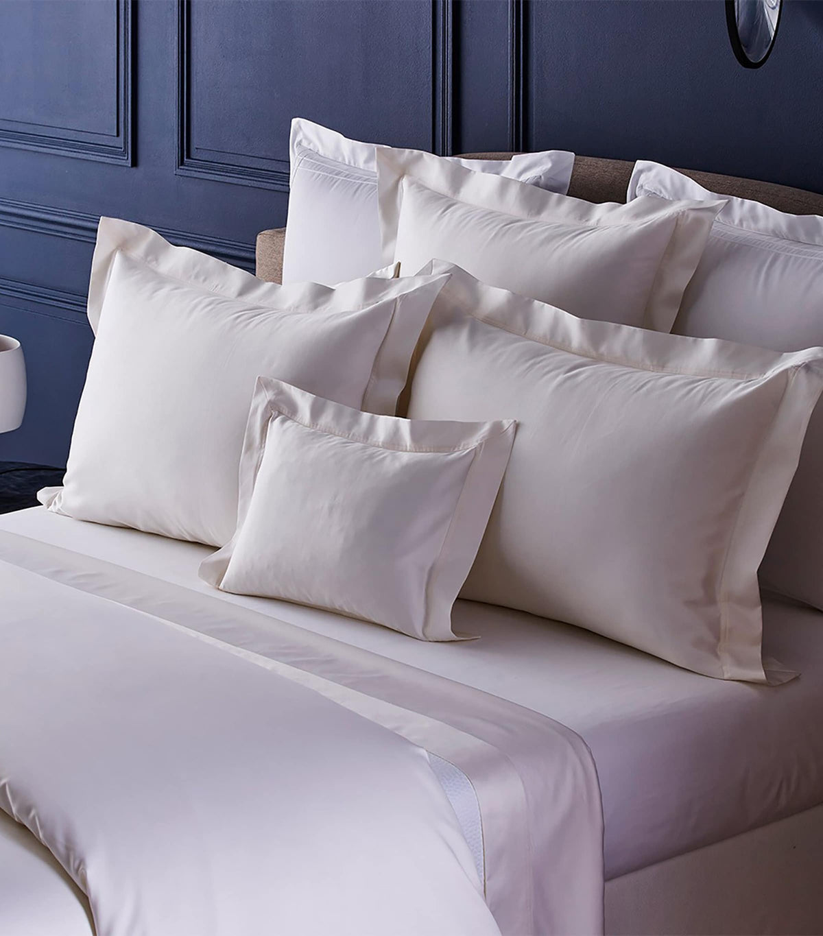 Yves Delorme Egyptian cotton double flat sheet 240cm x 320cm (British brand)