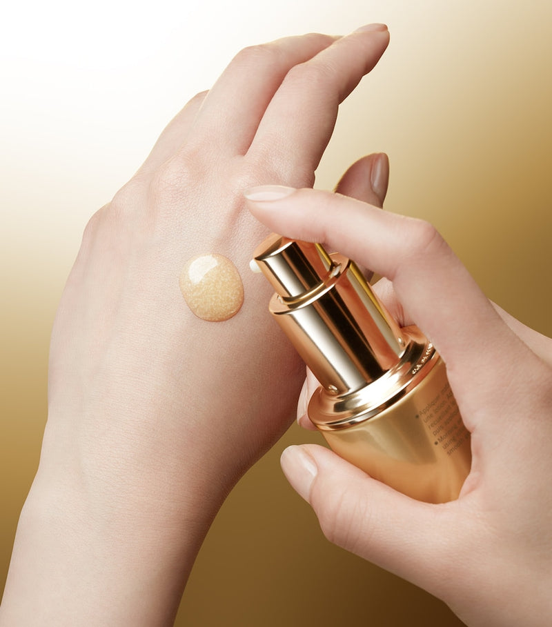 Clé de Peau Beauté Precious Gold skincare gift set - British product