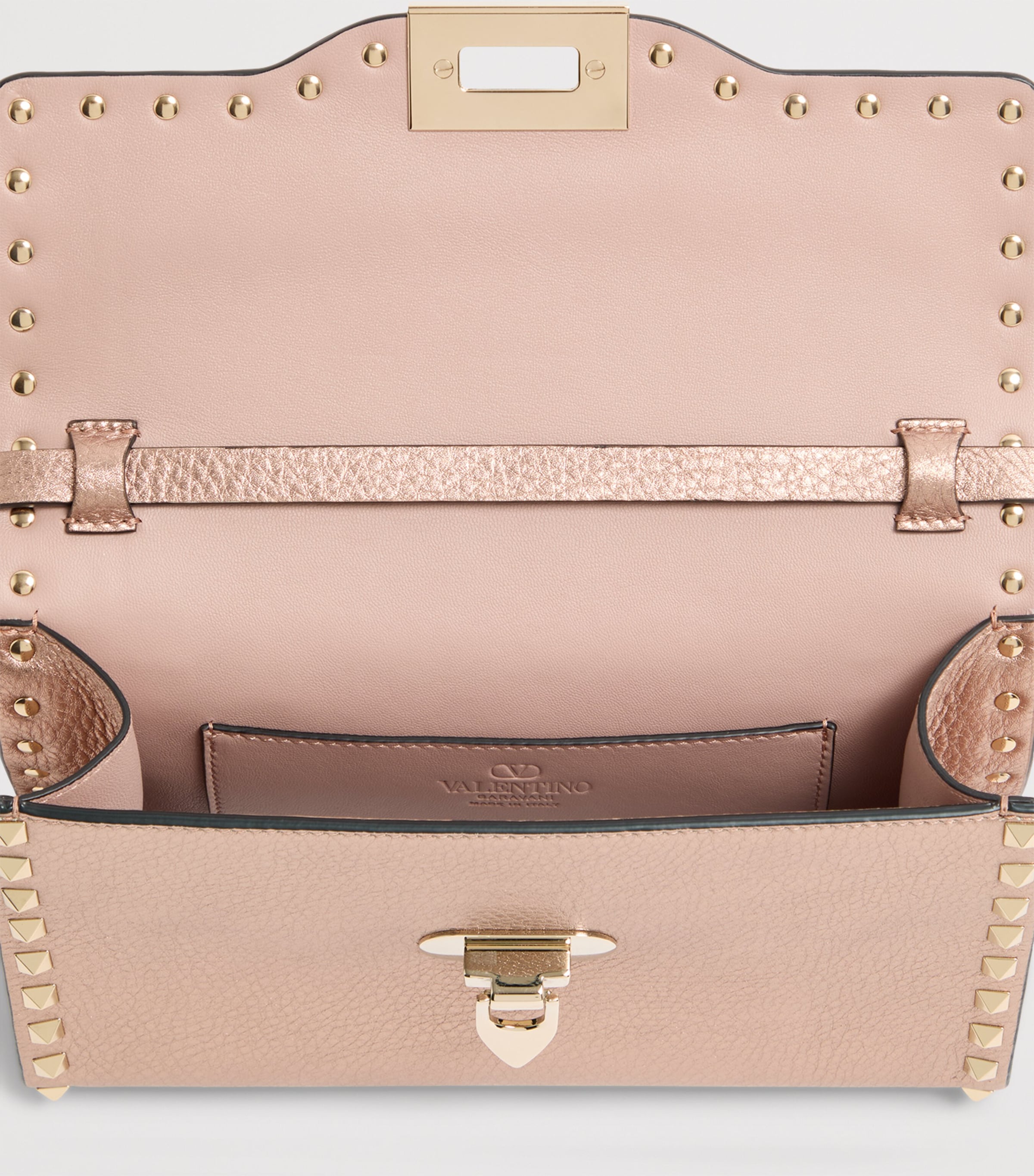 Valentino Garavani Rockstud shoulder bag (British brand)