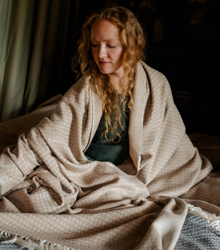 Araminta Campbell Willow throw 150cm x 300cm - British product
