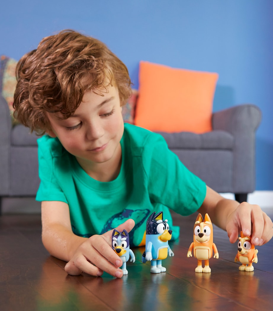 Family Play Figures Set of 4, Approximately 8cm Height, Ages 3+