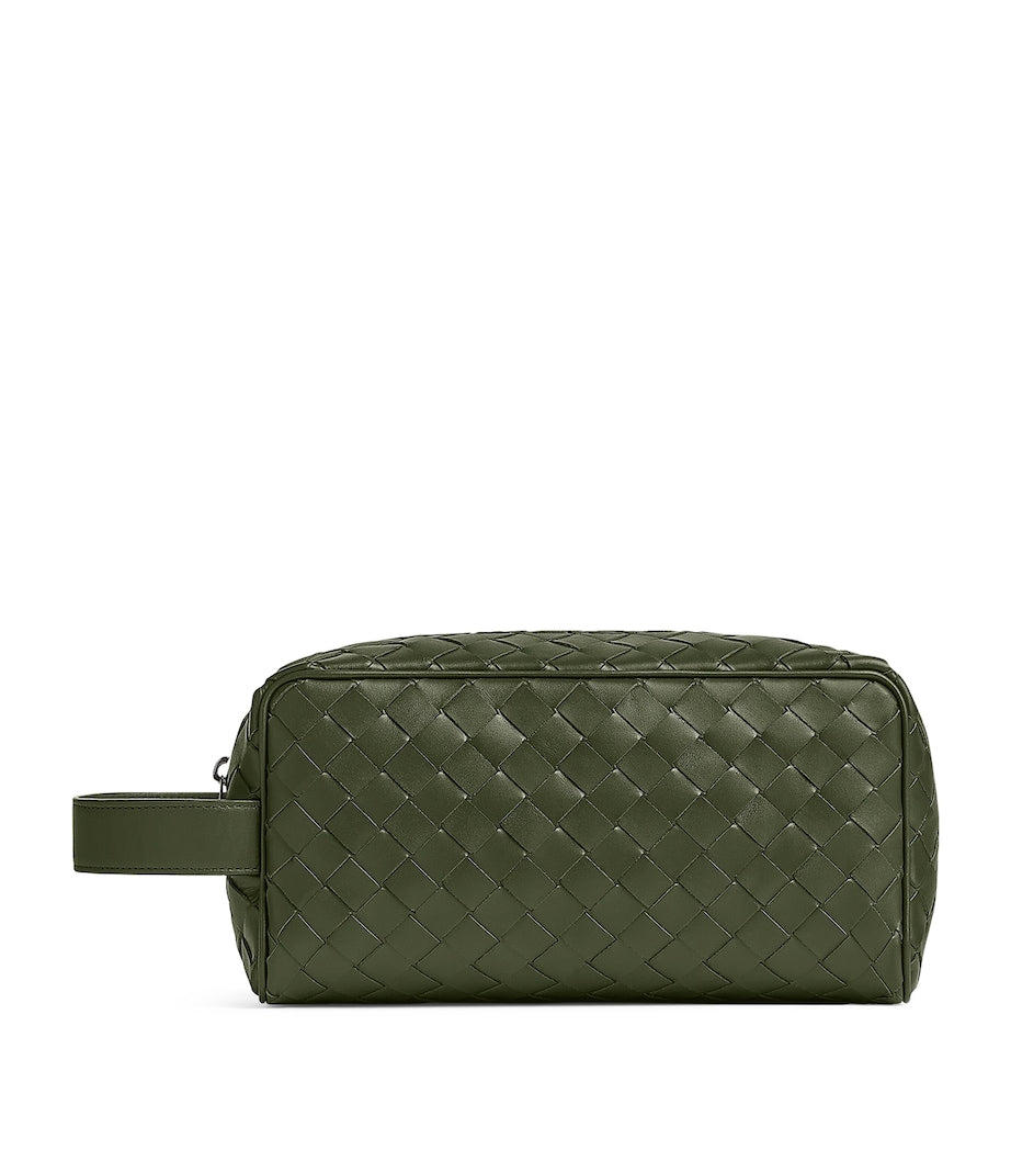 حقيبة غسيل Bottega Veneta الجلدية Intrecciato بمقاس 13 × 26 × 10 سم (علامة تجارية بريطانية)