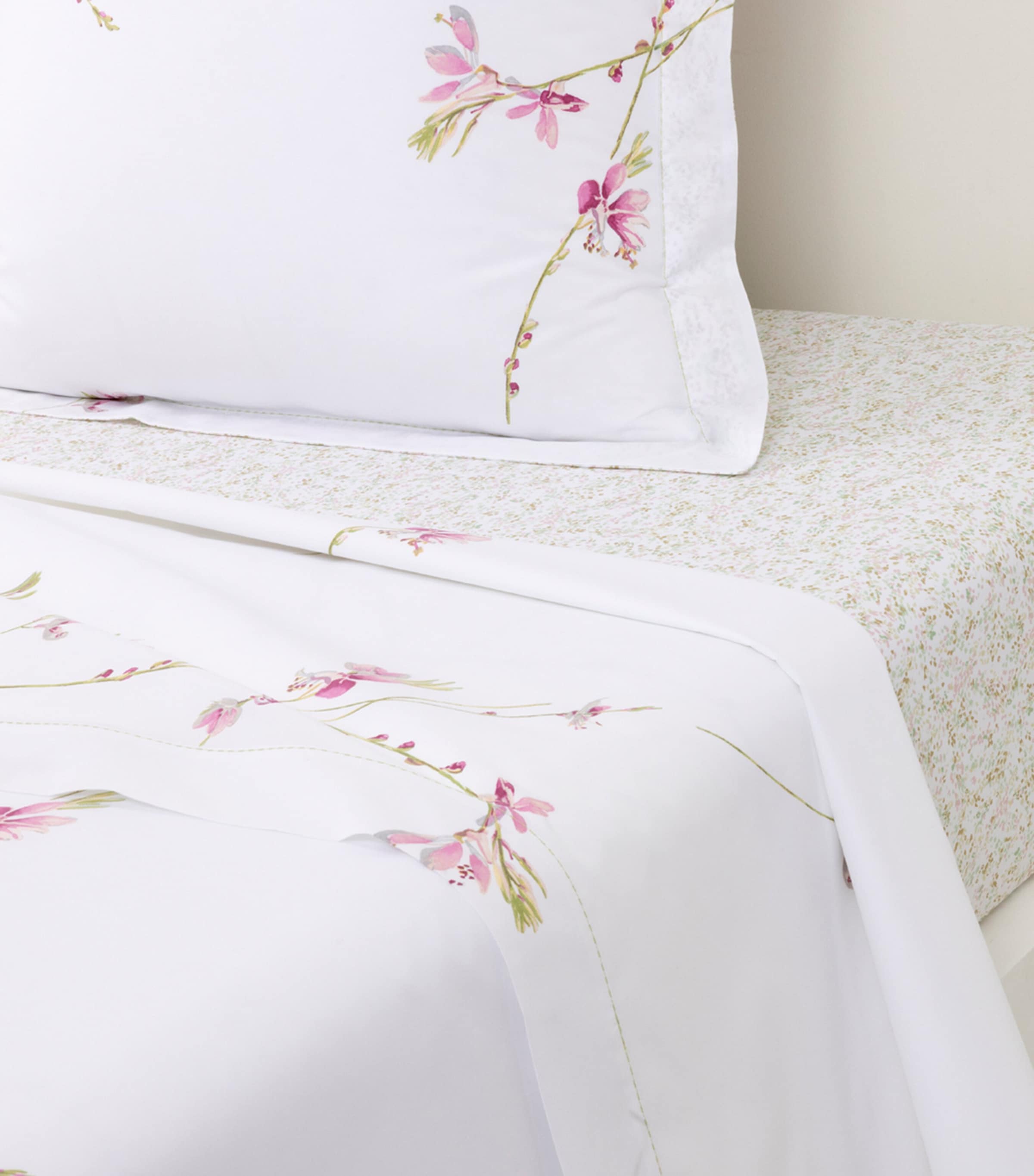 Yves Delorme Gaura Double flat sheet 240cm x 295cm (British brand)