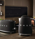 Smeg retro electric kettle with stainless steel details (British brand)
