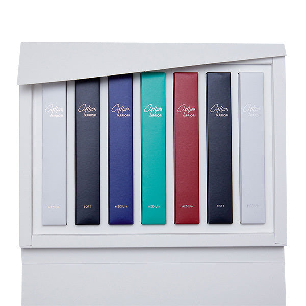 APRIORI 7-Piece Signature Series toothbrush set (British brand)