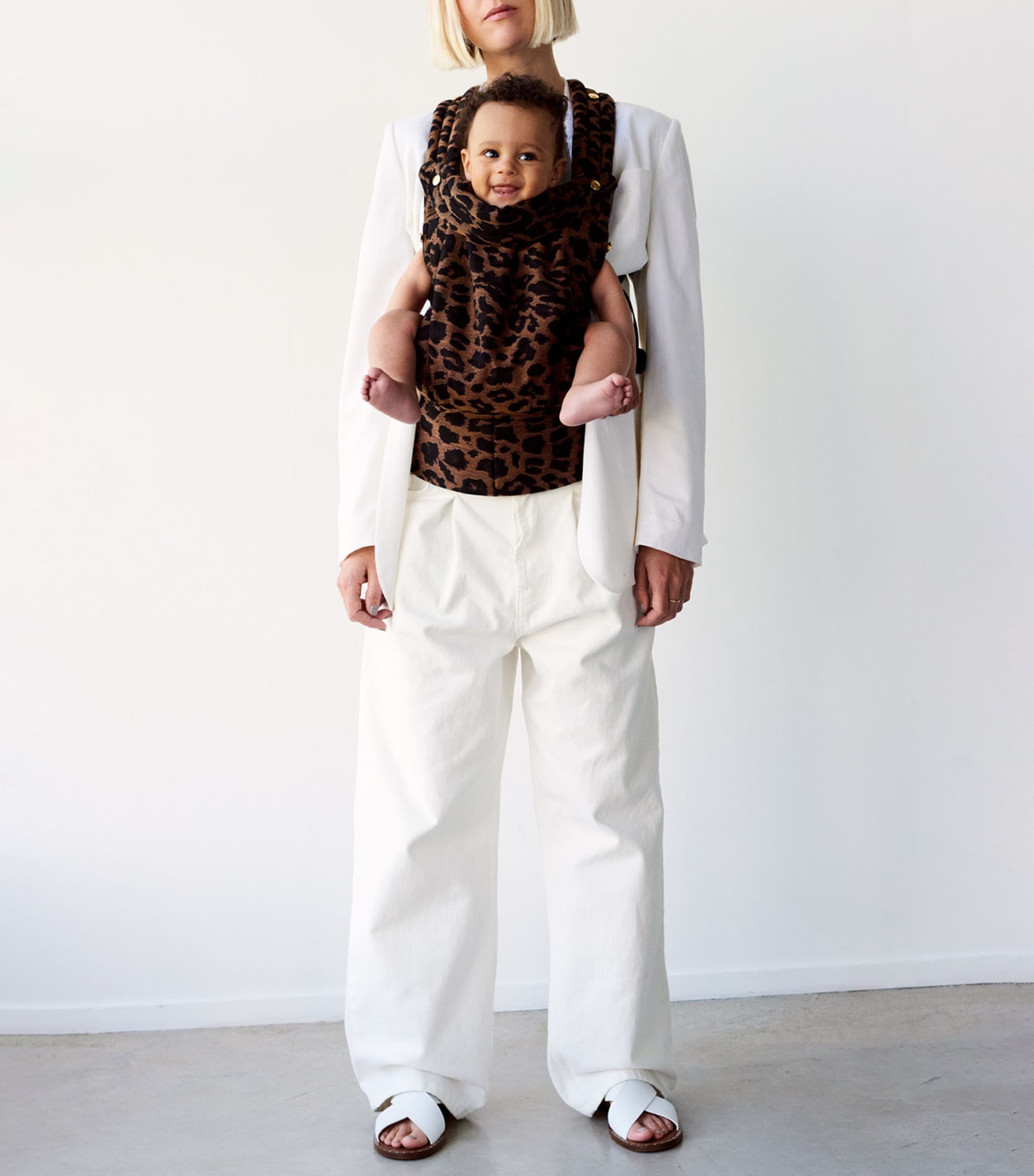 Artipoppe Zeitgeist baby carrier Leopard Classic - British product