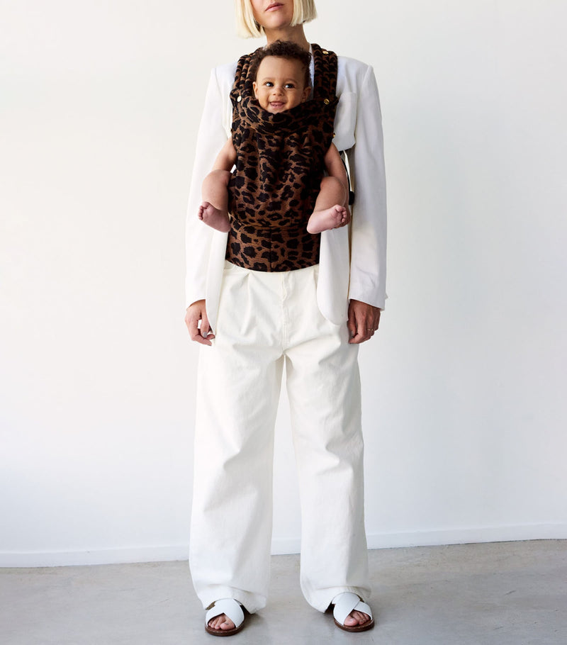 Artipoppe Zeitgeist baby carrier Leopard Classic - British product