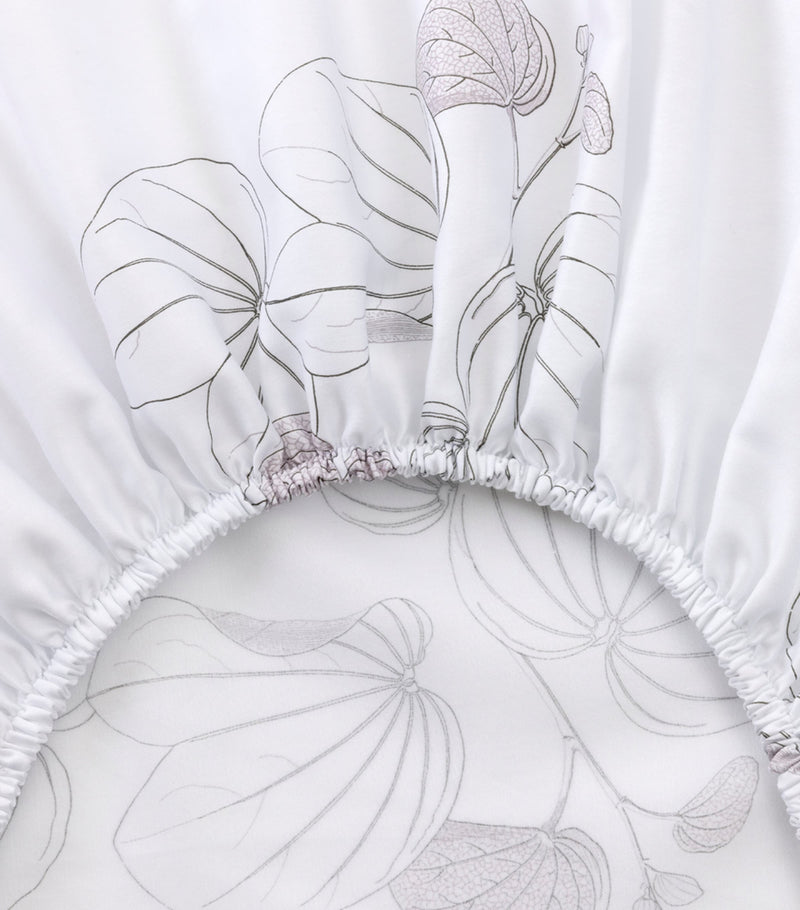 Yves Delorme Floral Orchidee double fitted sheet 140cm x 200cm (British brand)