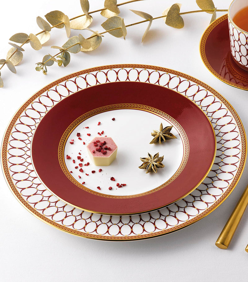 Wedgwood Renaissance Red geometric pattern plate 20cm (British brand)