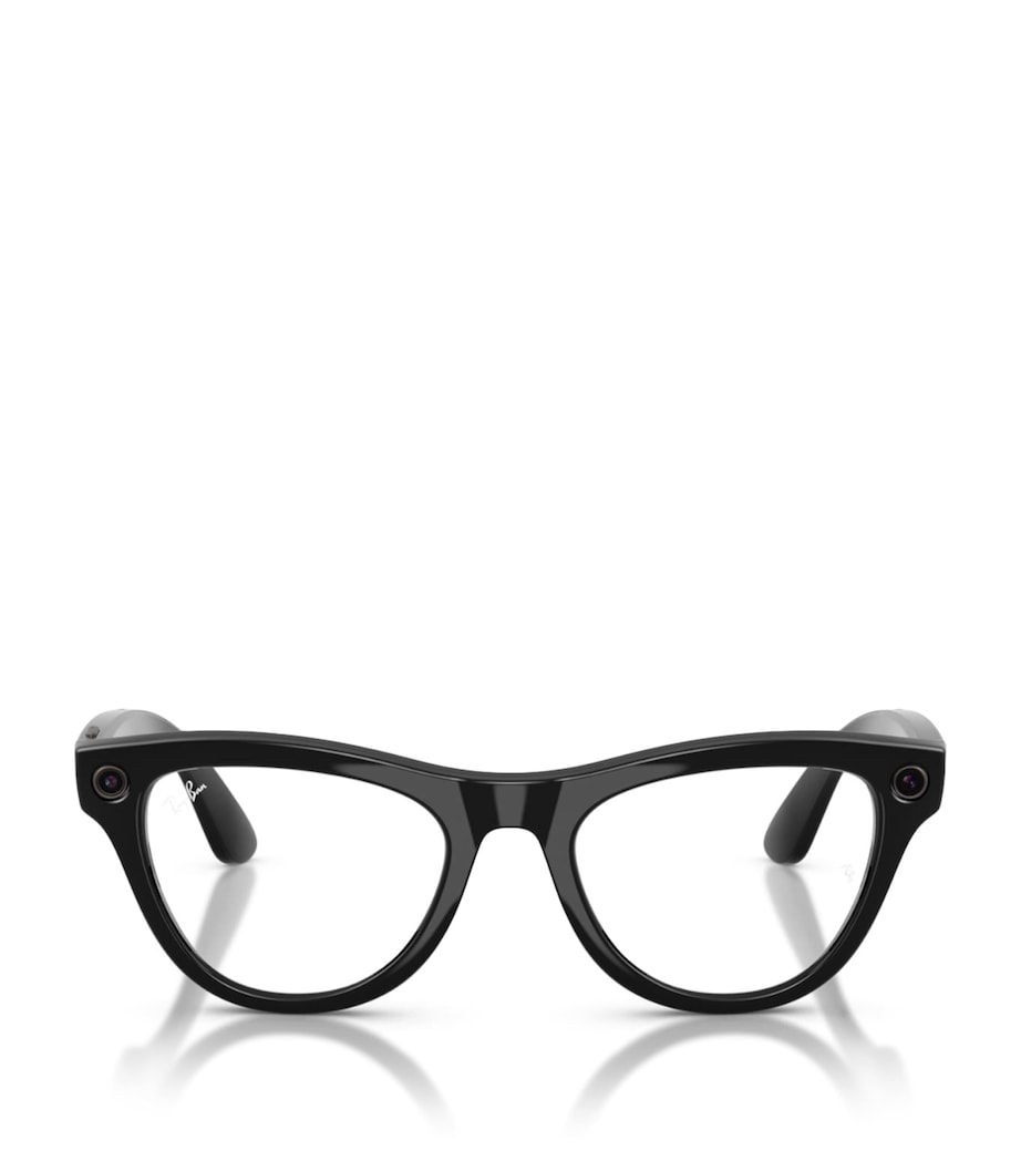 Ray-Ban Meta Skyler smart sunglasses - British product