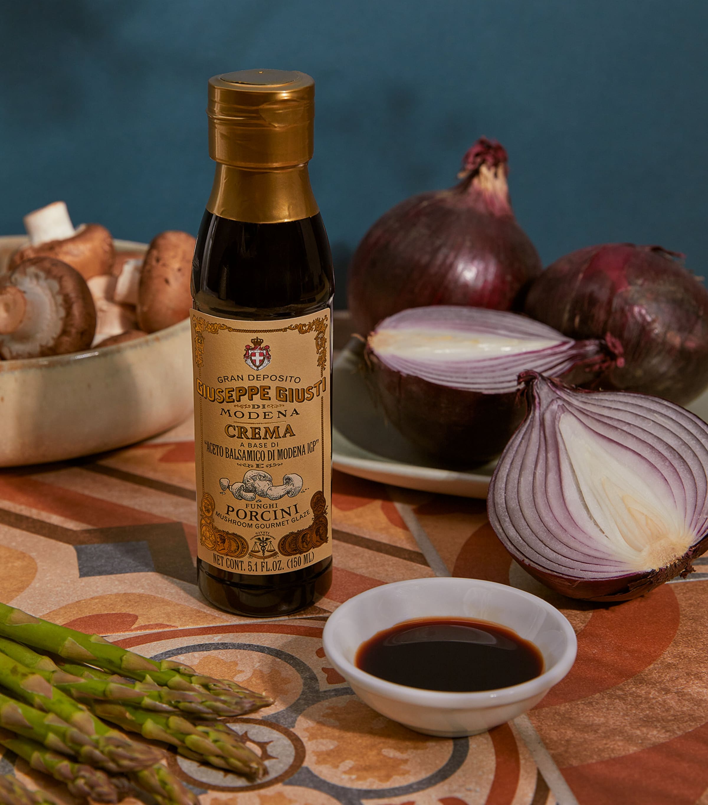 Giuseppe Giusti balsamic glaze with porcini mushrooms 150ml, UK version