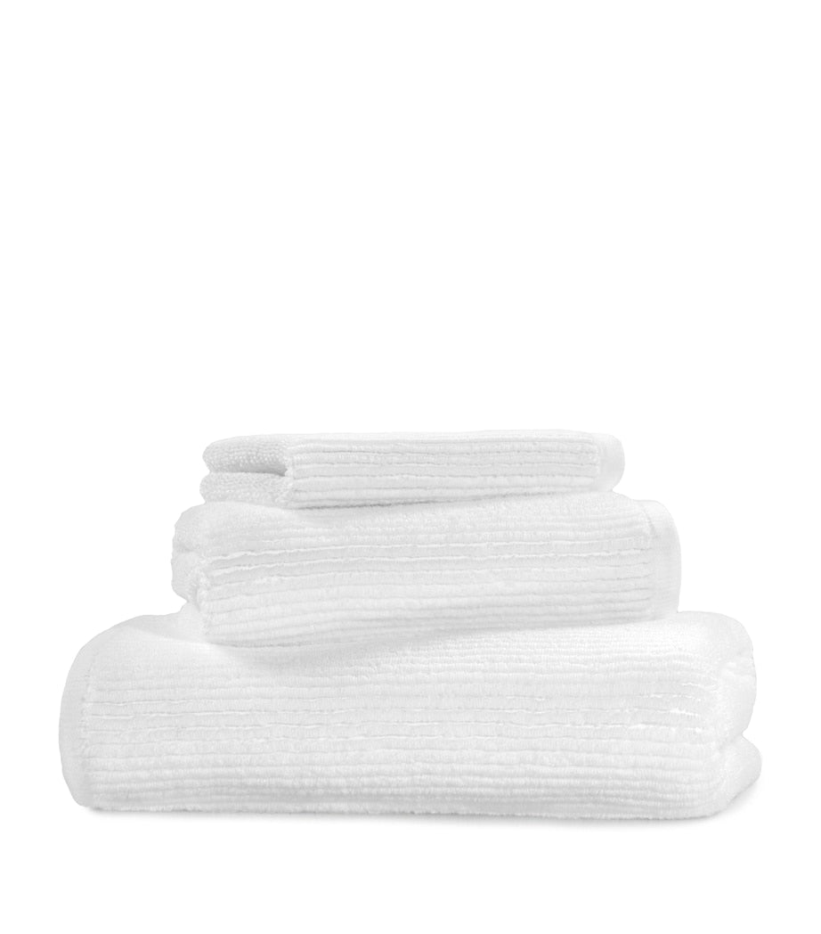 Hamam organic cotton Raya hand towel 50x100cm, imported from the UK