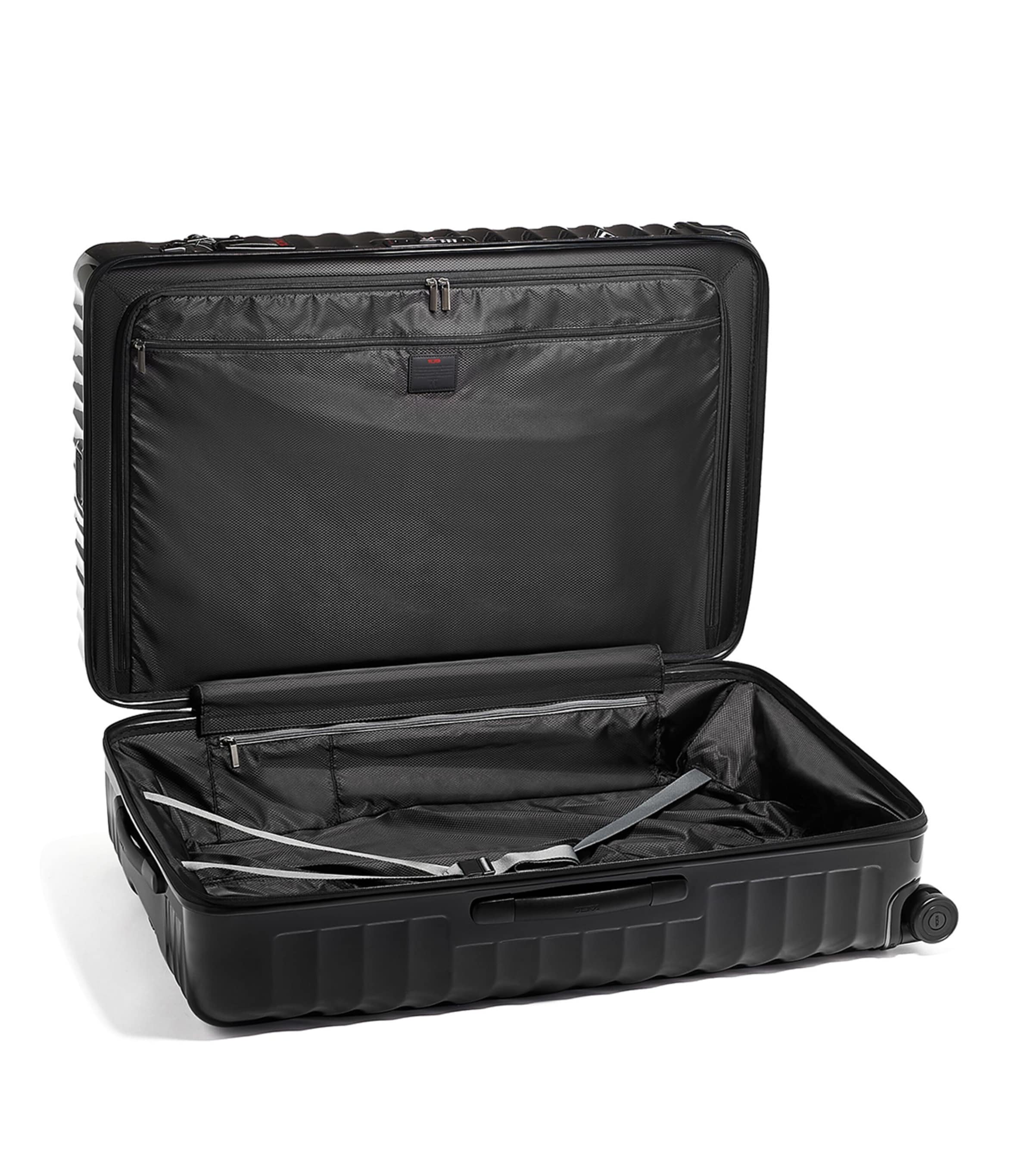 Tumi 19 Degree suitcase 86.5cm (British brand)