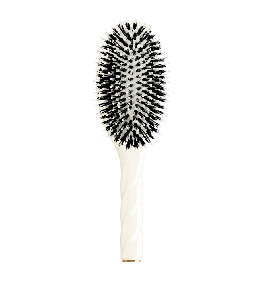 Gentle Hairbrush for Sensitive Scalps with Keratin-Rich Bristles