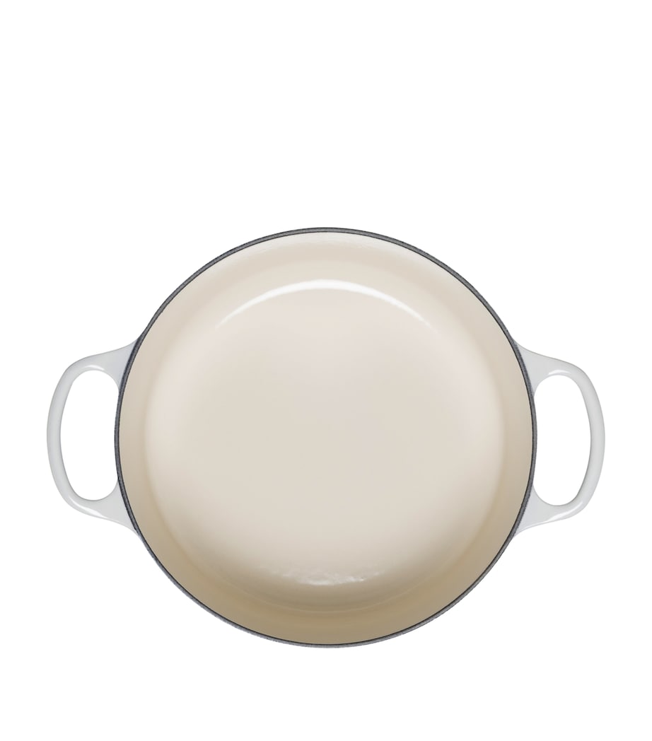 Le Creuset cast iron round casserole dish 24cm, UK version