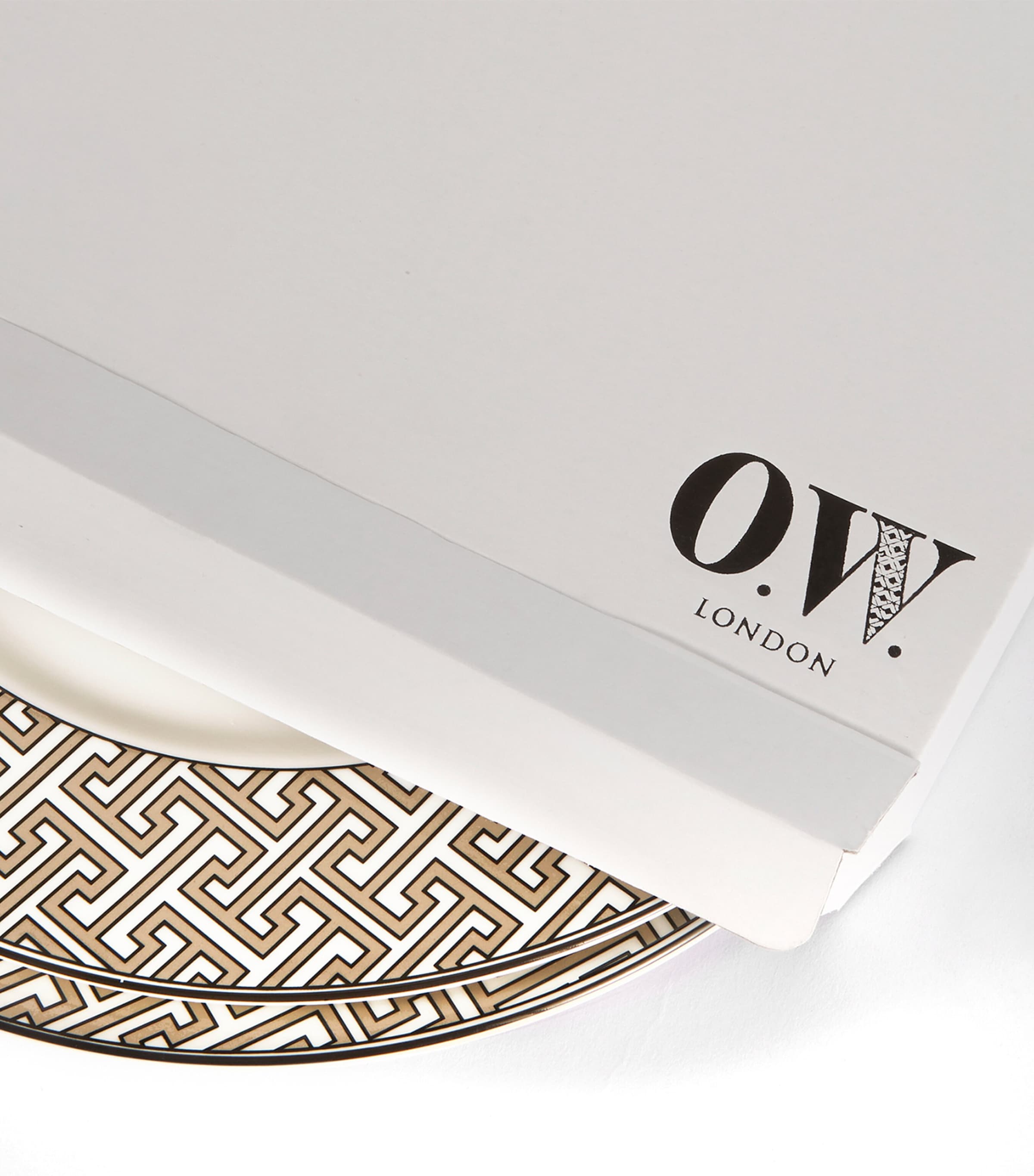 O.W. London Maze pattern dinner plates set of 2, 26cm diameter, imported from the UK