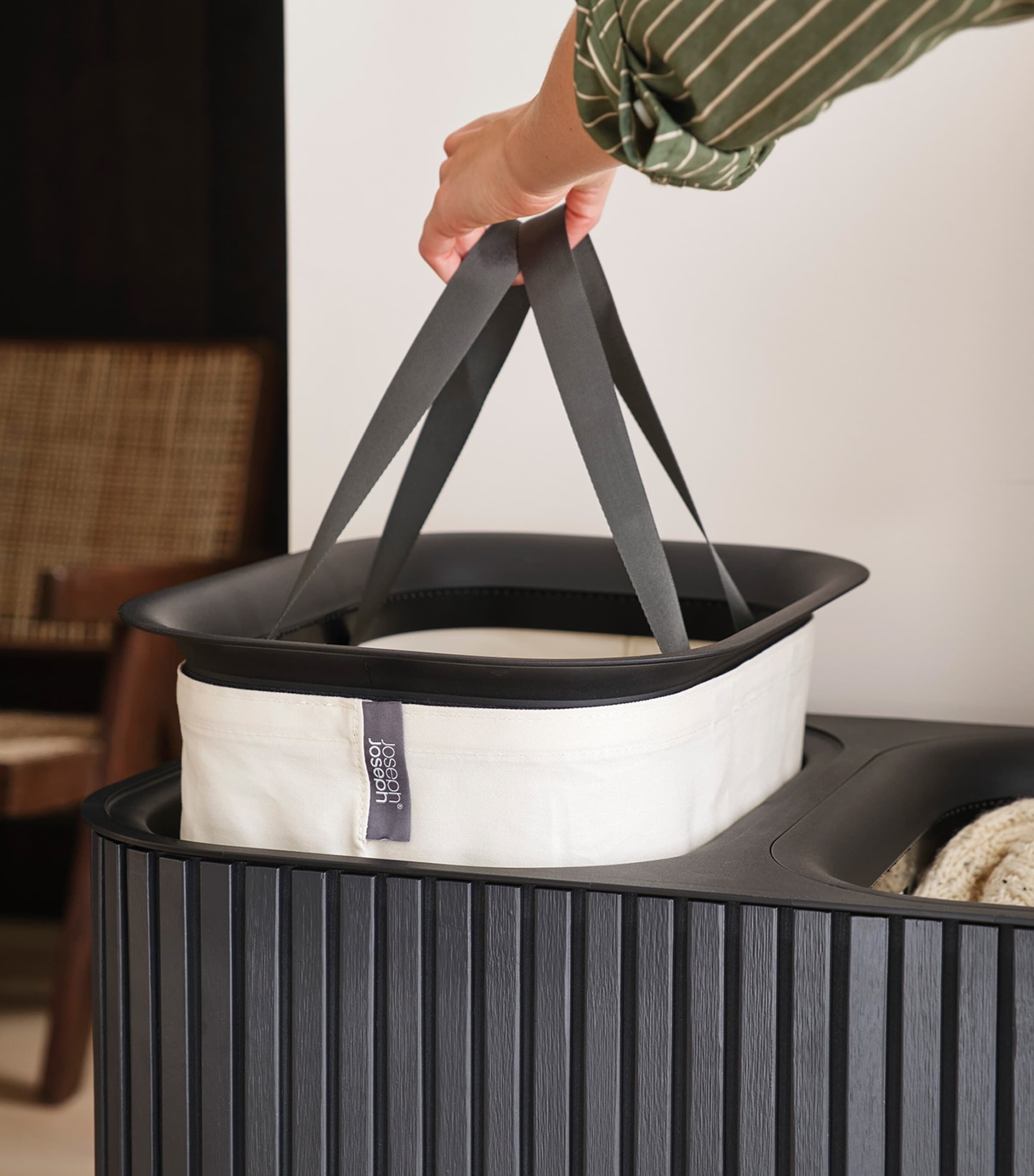 Joseph Joseph laundry basket Tota Luxe 90L, UK version