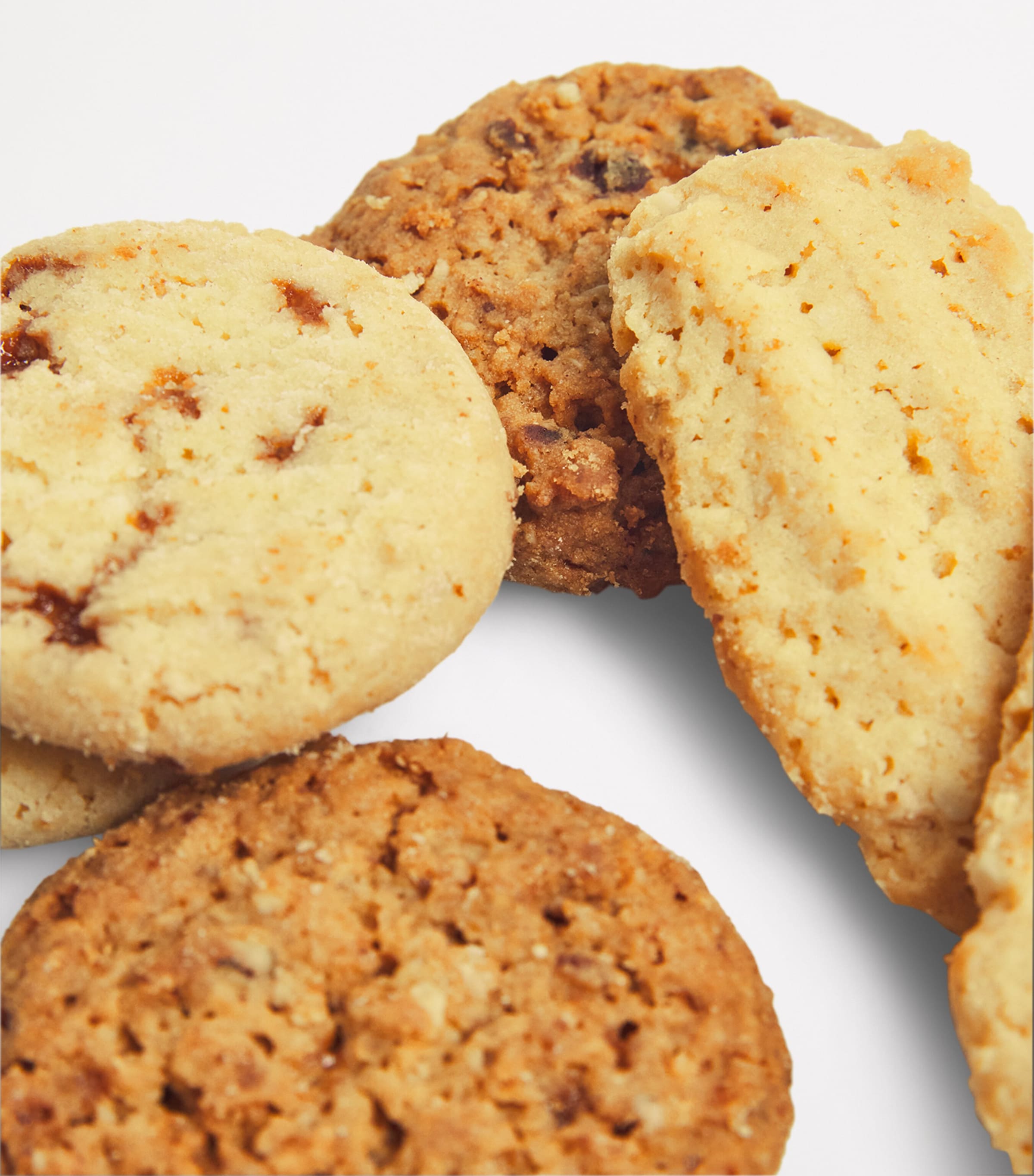 Harrods Teatime Pairings biscuit selection 350g, UK version