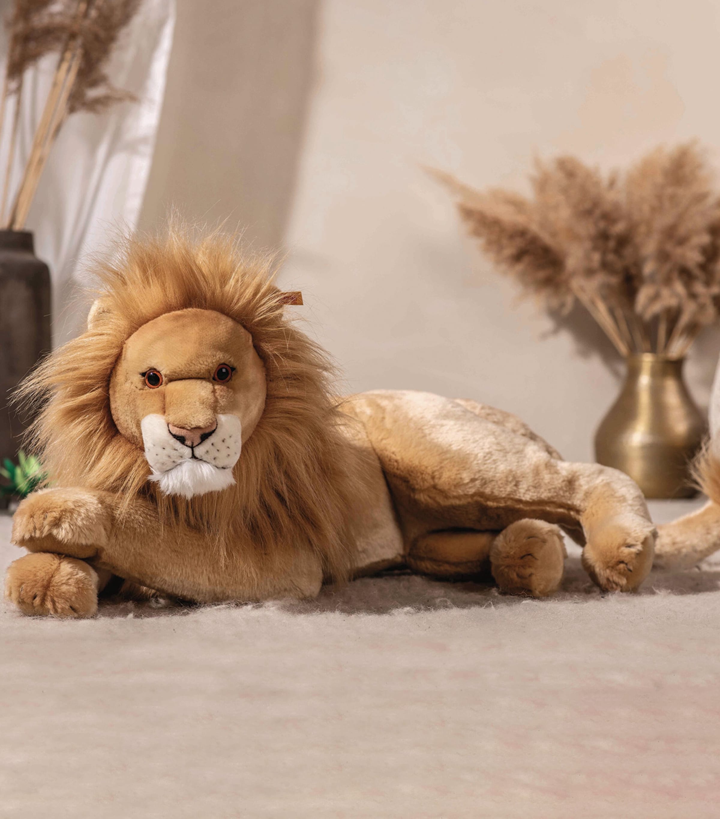 Steiff Leo Lion soft toy 65cm (British brand)