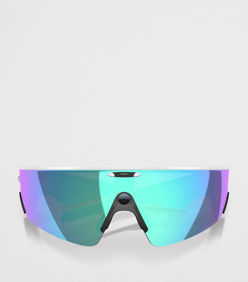 Oakley Meta AI Vanguard sunglasses - British product