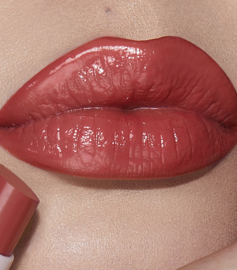 Charlotte Tilbury Hyaluronic Happikiss lip gloss-balm - British product