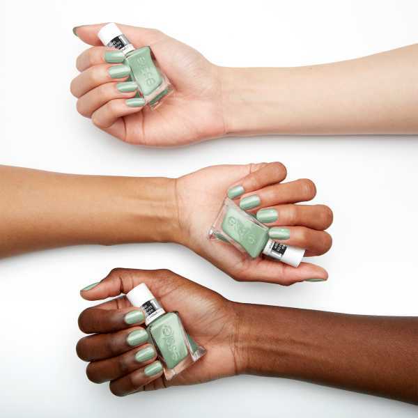 Essie Gel Couture Nail Polish Bling It - British product