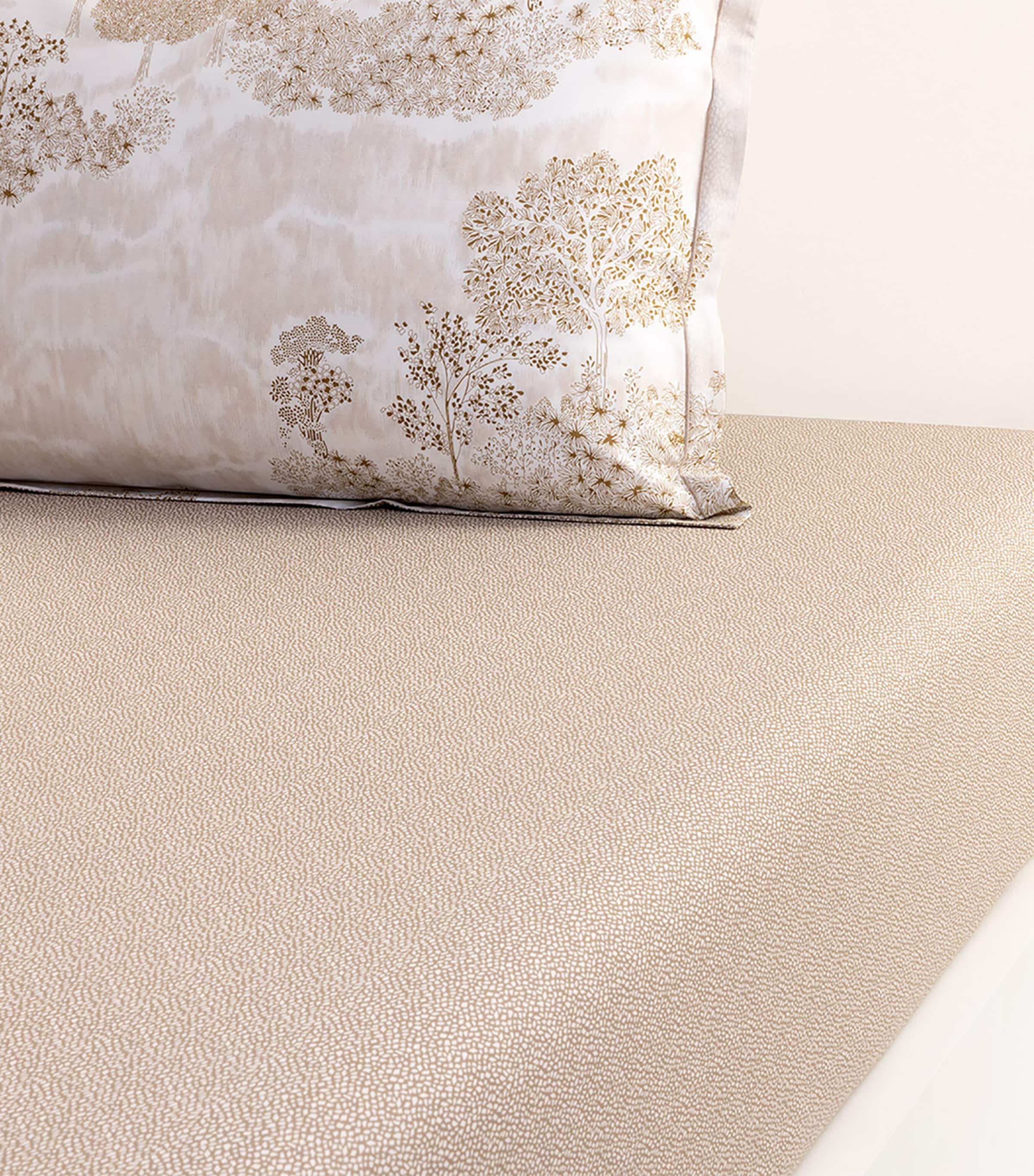 Yves Delorme Paysages king fitted sheet 150cm x 200cm (British brand)