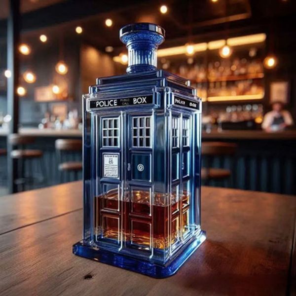 Leaper phone booth shaped whisky bottle, imported from the UK