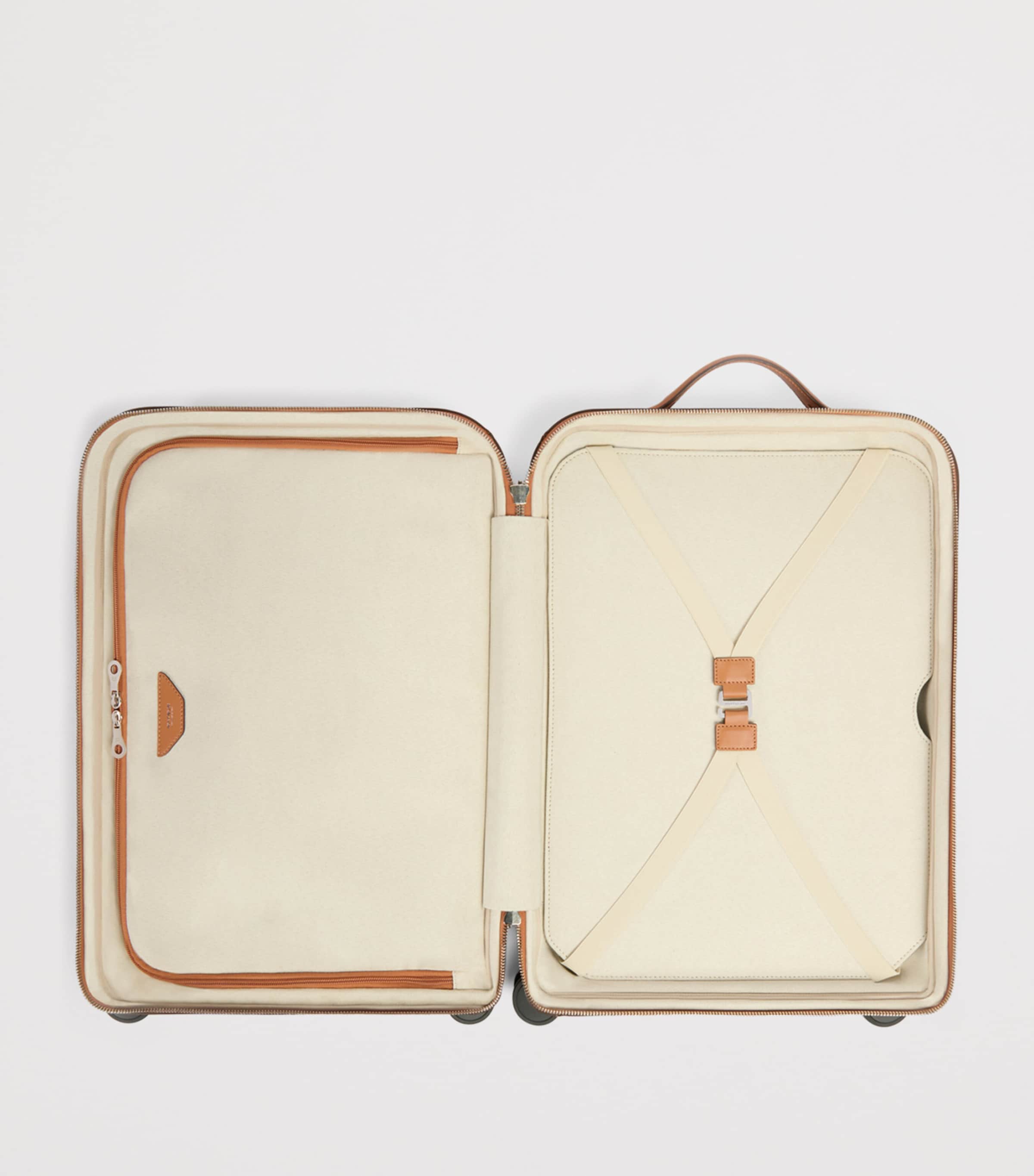 Aviteur leather carry-on suitcase 55cm - British product