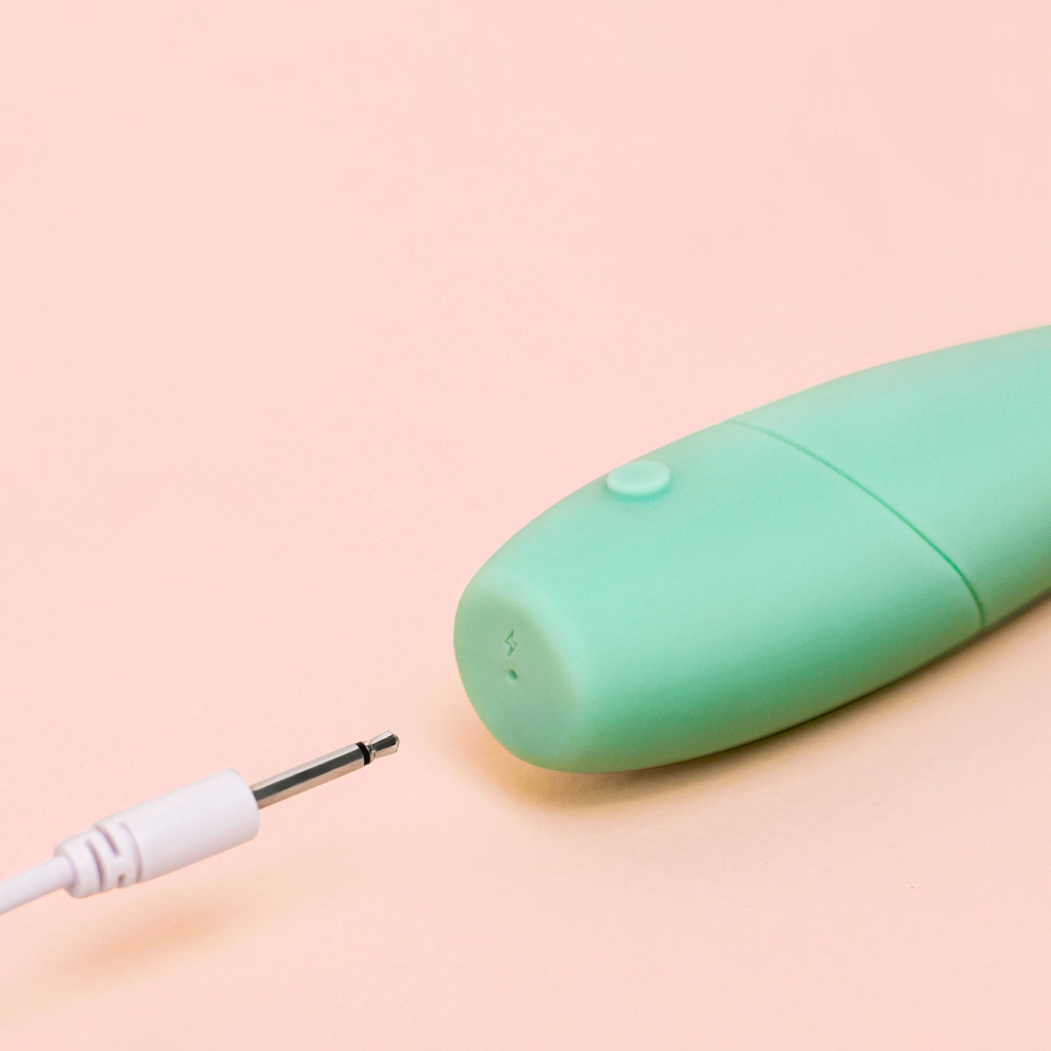 Smile Makers Whisperer flexible lipstick vibrator, UK version