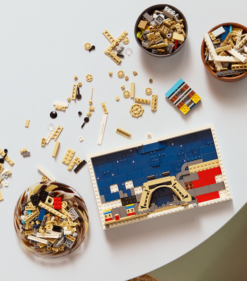Lego Architecture Paris City of Love Set, UK version