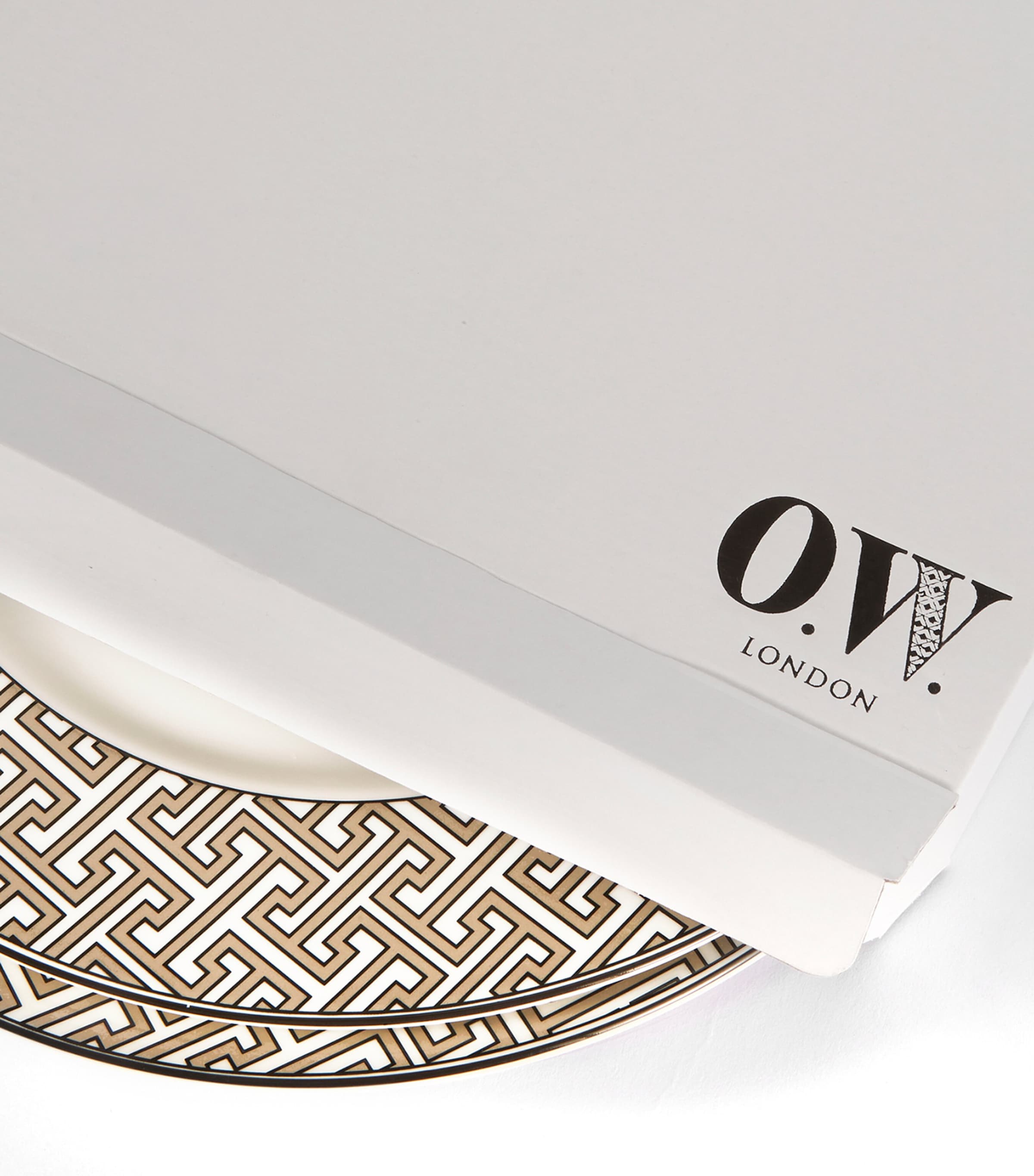 O.W. London Maze pattern dessert plates 21cm set of 2, imported from the UK