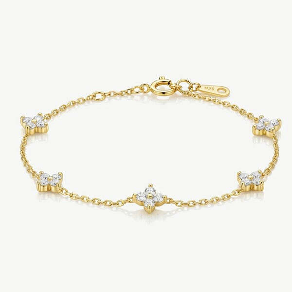 MUCHV flower charm bracelet in gold or silver 18cm - British product