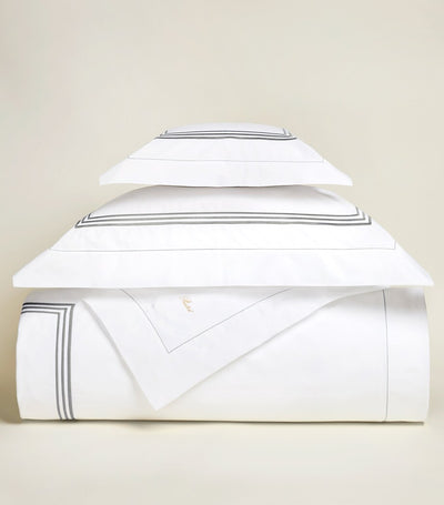 Harrods Egyptisk bomull Boudoir Putevar med Triefarget Brodert Stripe 30 cm x 40 cm - Kjøp online på McGrocer