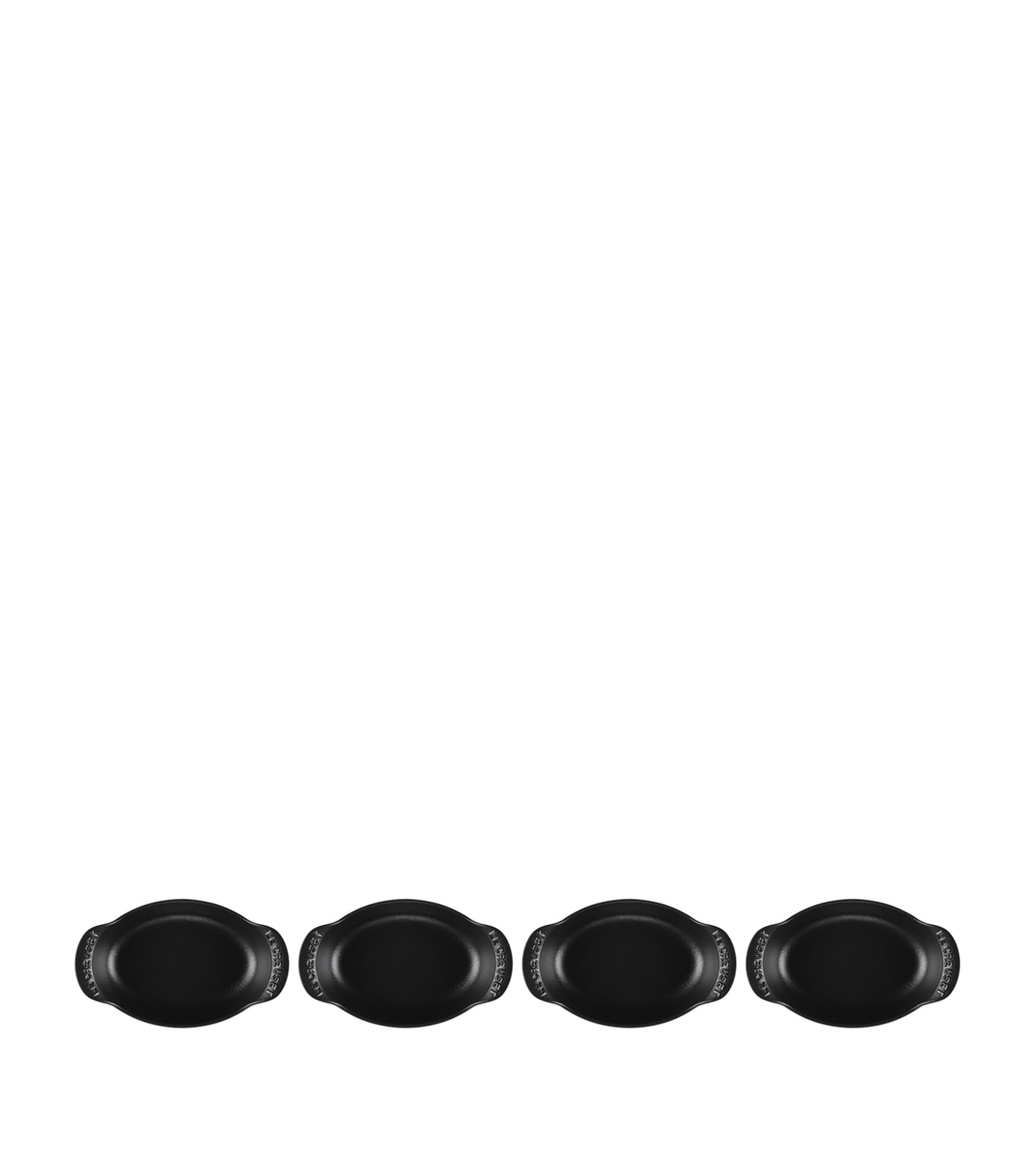 Le Creuset set of 4 mini bakers 15cm, imported from the UK