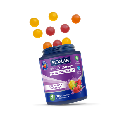 Holland & Barrett Bioglan Family Multivitamin VitaGummies Sitron Bringebær Jordbær 60- Kjøp online hos McGrocer