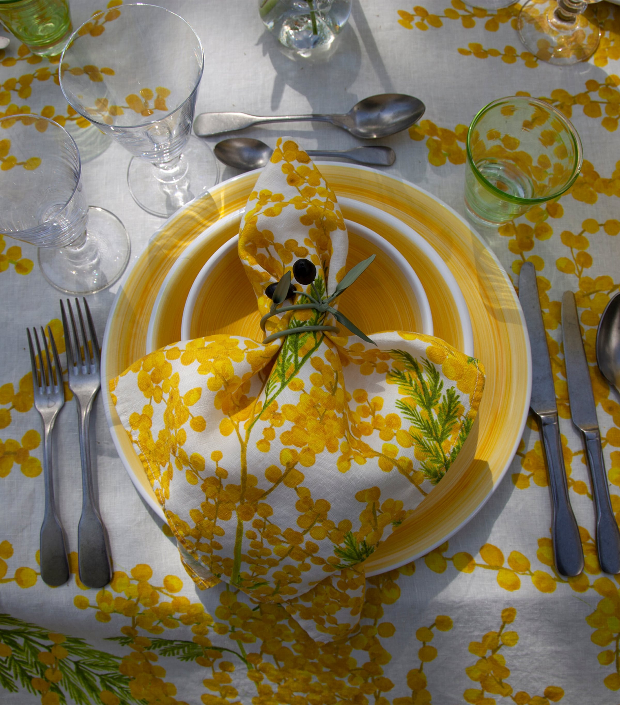 Summerill & Bishop linen Mimosa tablecloth 165cm x 380cm (British brand)