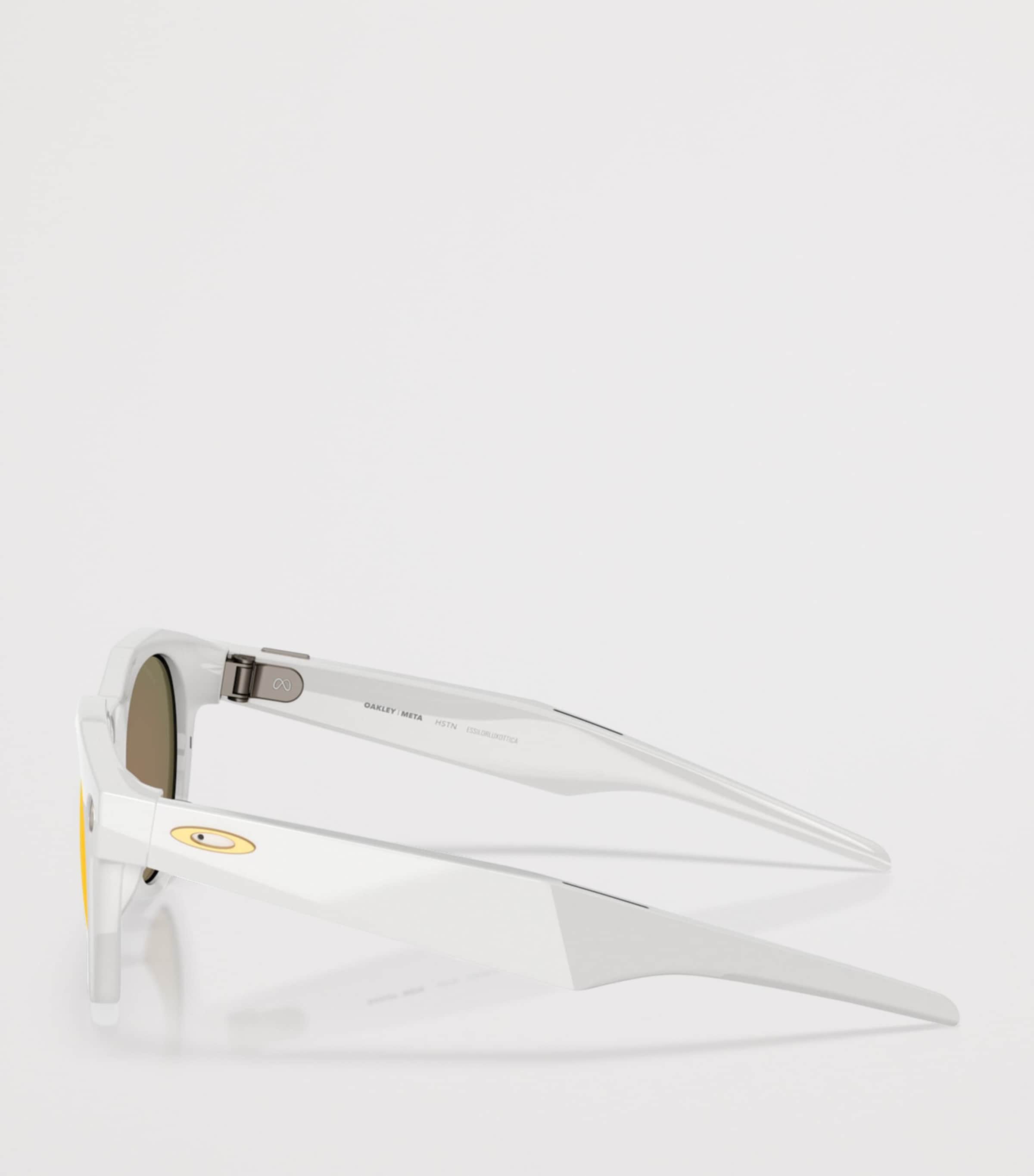 Oakley Meta HSTN sunglasses smart eyewear (British brand)