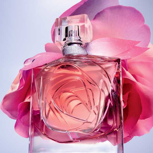 Lancome La Vie Est Belle Rose perfume 30ml, imported from the UK