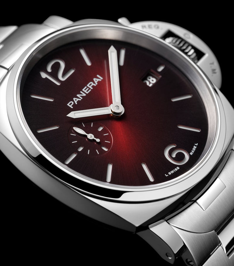 Panerai Luminor Due watch 42mm, UK version