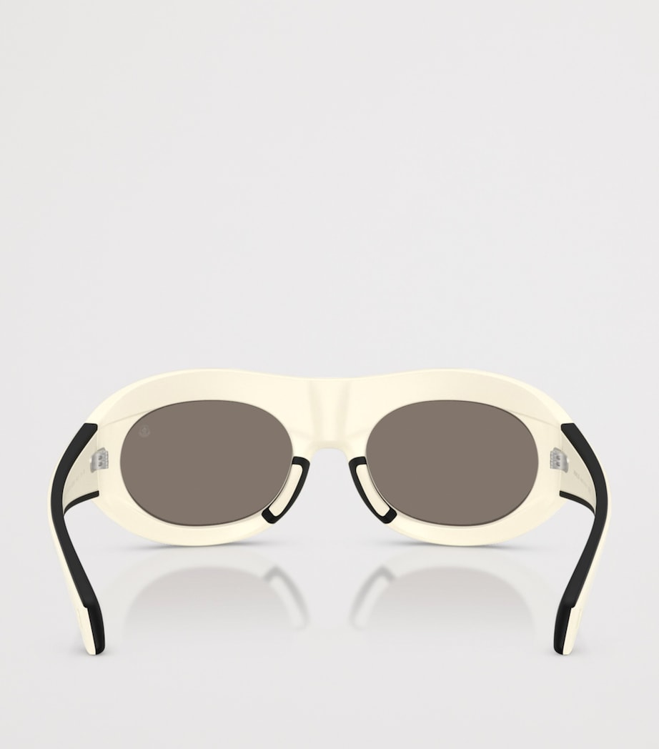 Moncler Injected Ramillon sunglasses ME8015U, imported from the UK