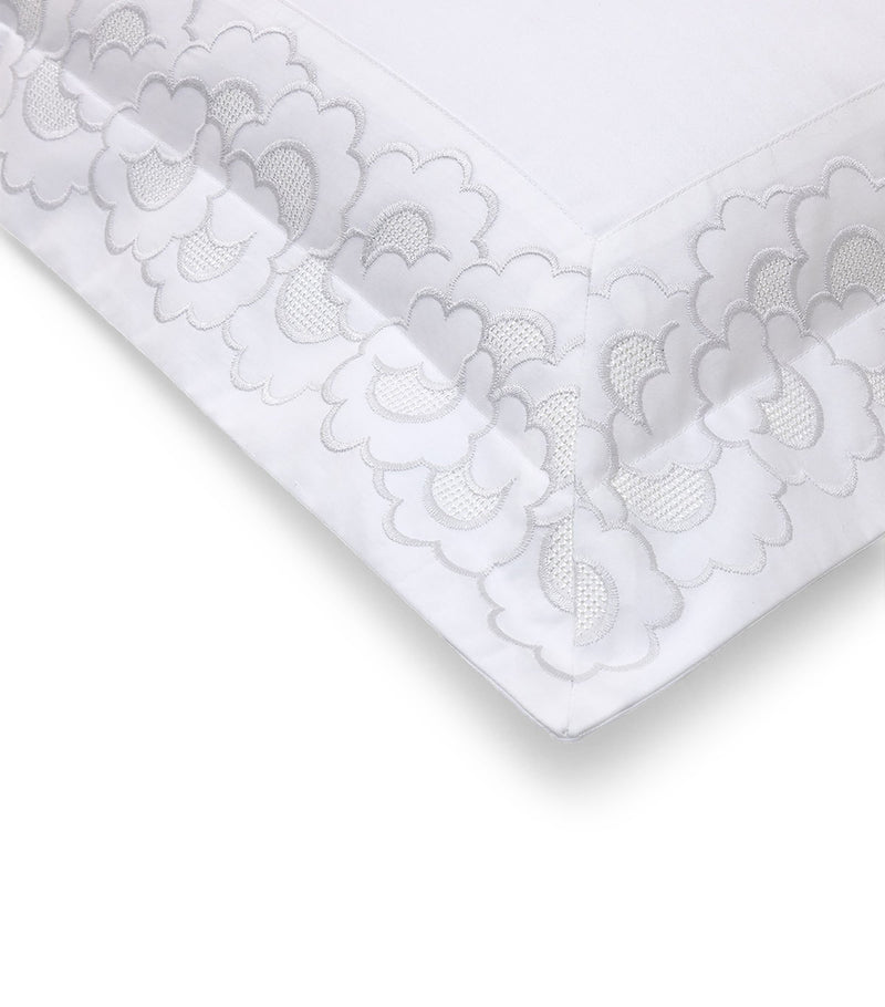 Yves Delorme Festons Standard Oxford pillowcase 50cm x 75cm (British brand)