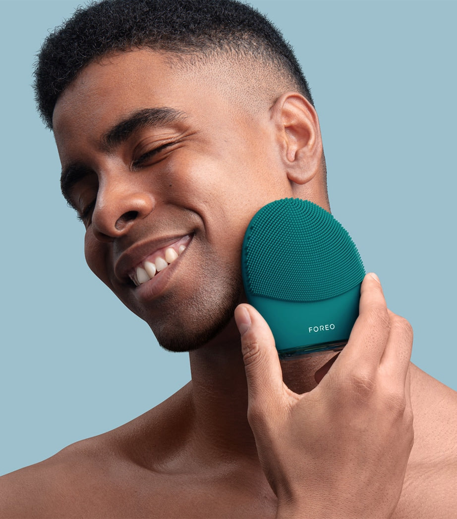 Foreo Luna 4 Men's Cleansing Tool, imported from the UK