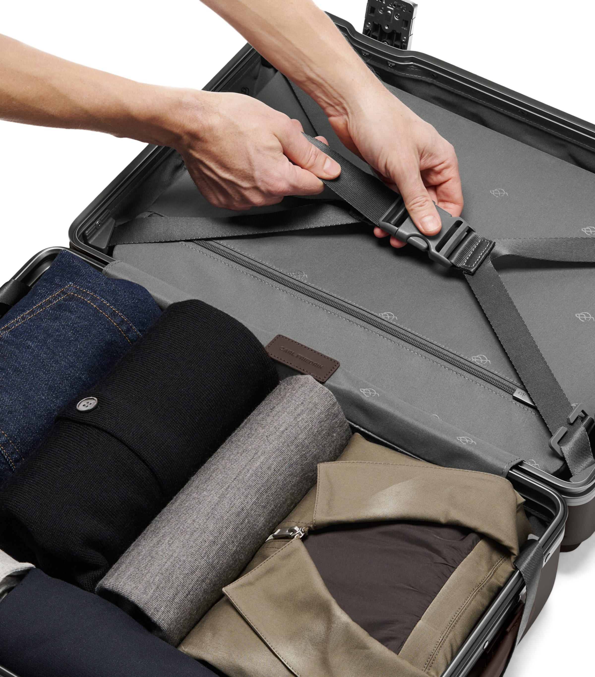 Carl Friedrik carry-on suitcase 56cm hard-shell design (British brand)