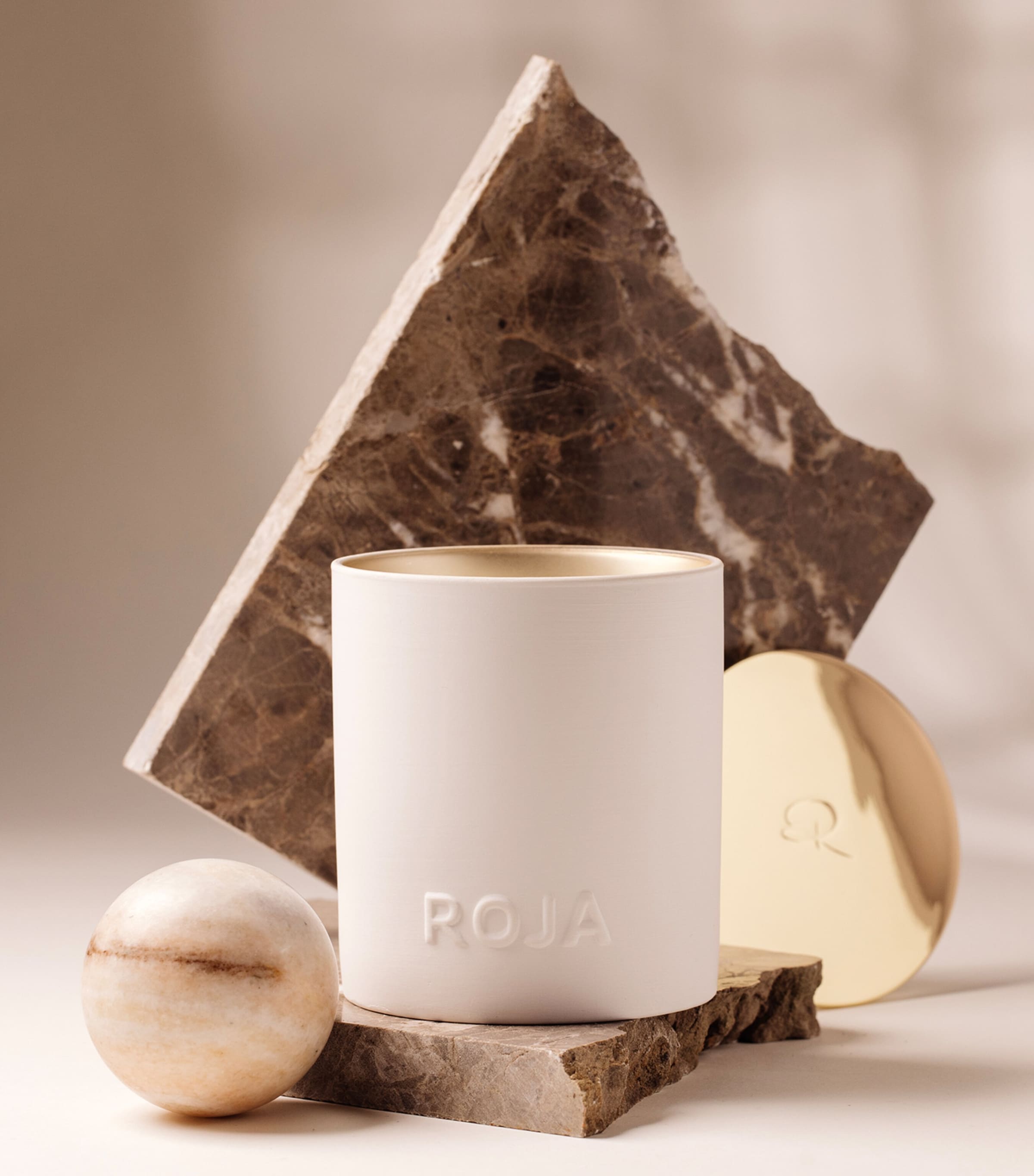 Roja Parfums London candle 250g, imported from the UK