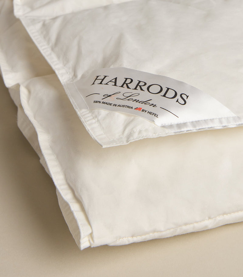 Harrods of London Matterhorn goose down duvet 200cm x 200cm, UK version