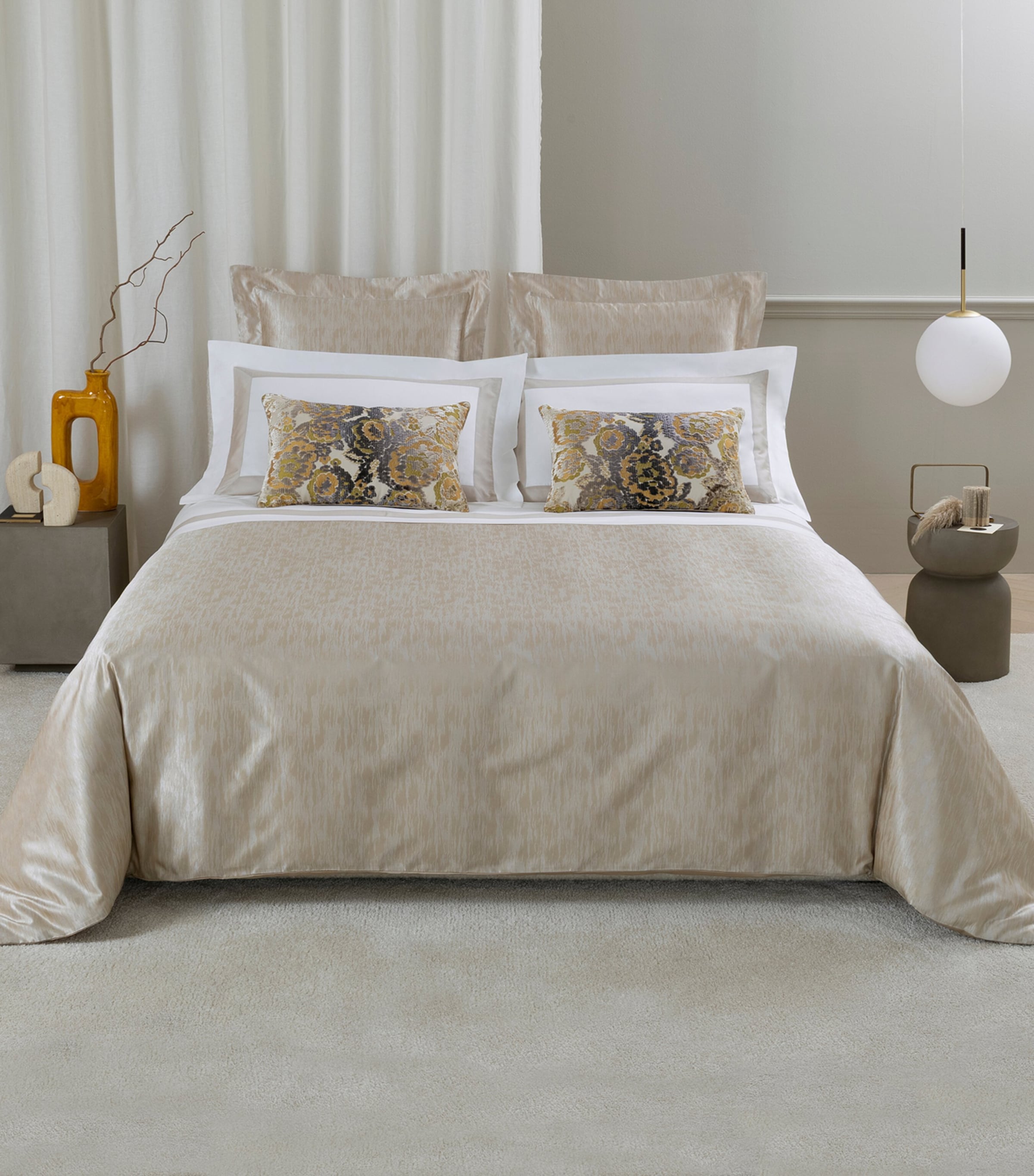 Frette Collector decorative cushion 40cm x 60cm, imported from the UK