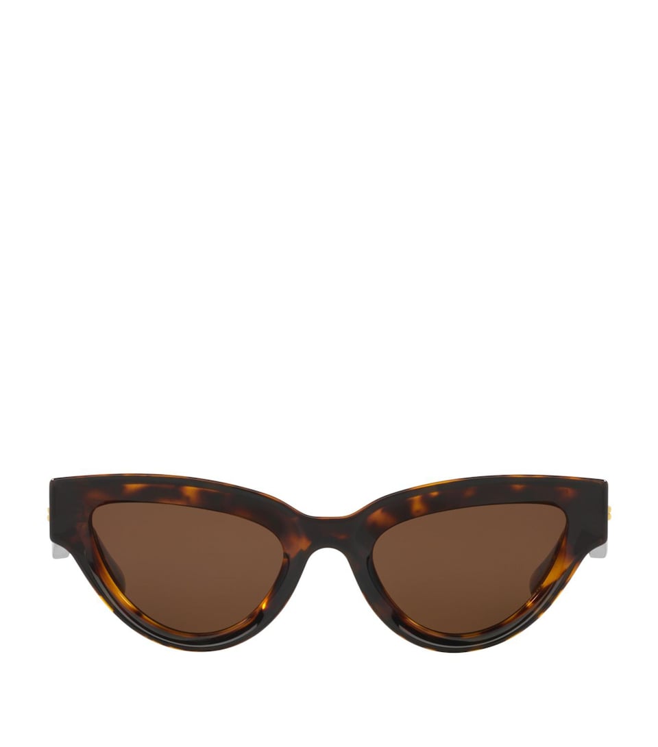 Timeless Gold-Tone Sunglasses with Recycled Acetate Frame