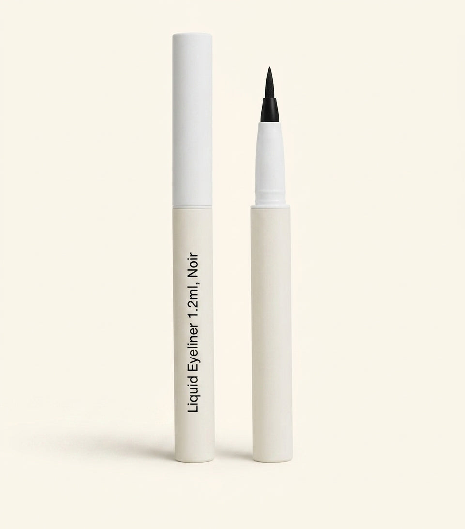 Hermès eyeliner Encre Noire 0.5ml - British product