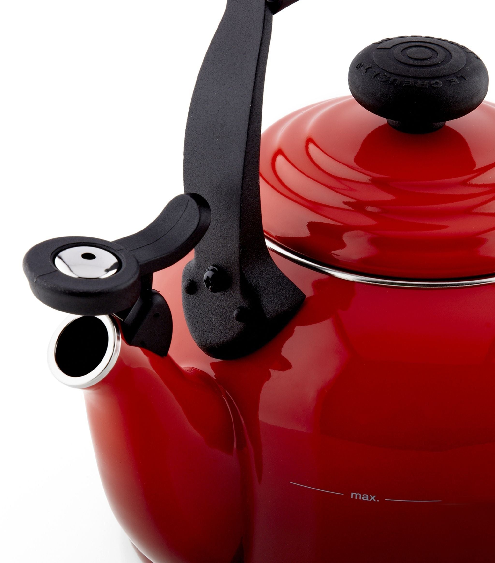 Cerise Traditional Kettle